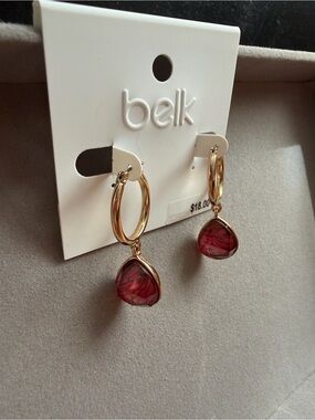 NOS Vintage 00s Belk Color Drops earrings on card gold & red